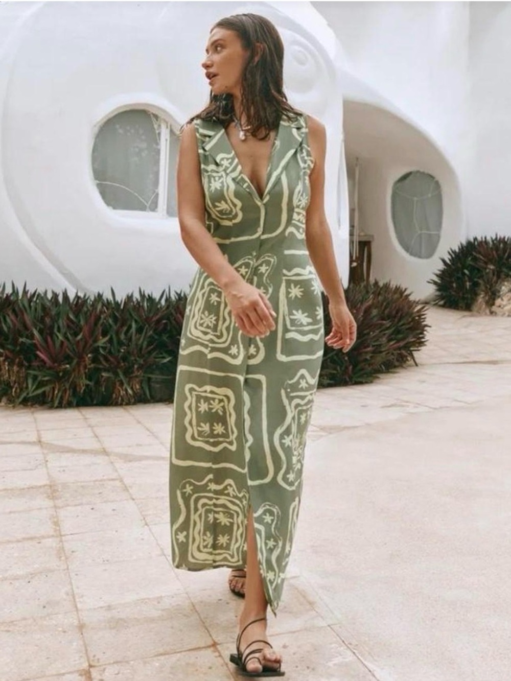 Vrg Grl Lara Midi Dress in Prisma Print size 4 summer vacation tribal print